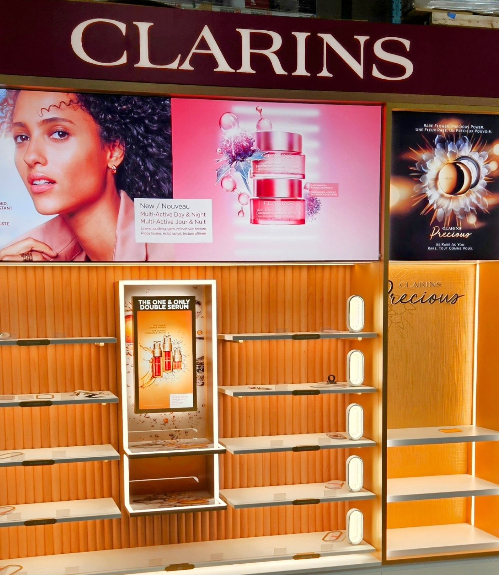 Clarins | Retail Displays