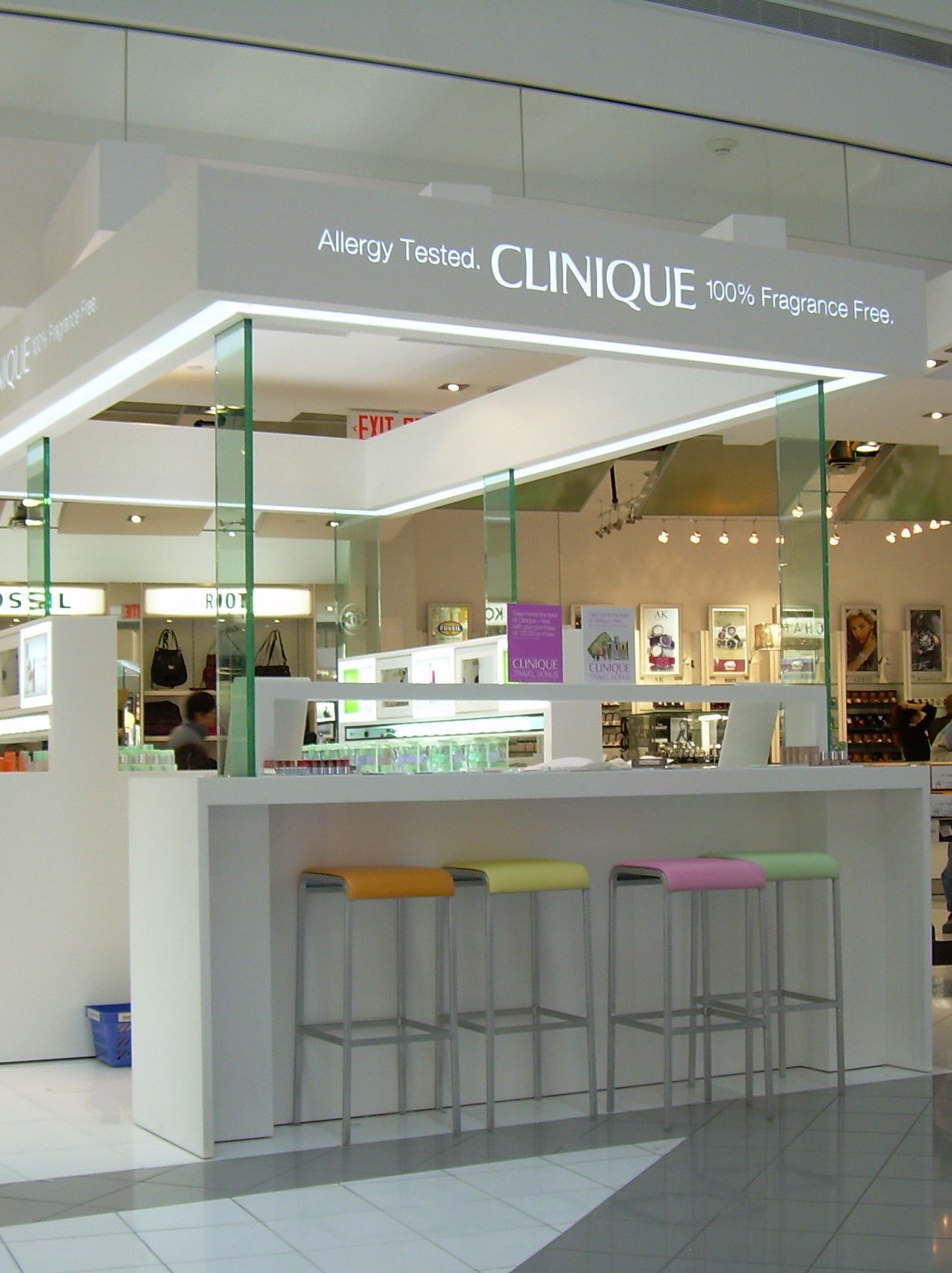 Clinique | Retail Displays