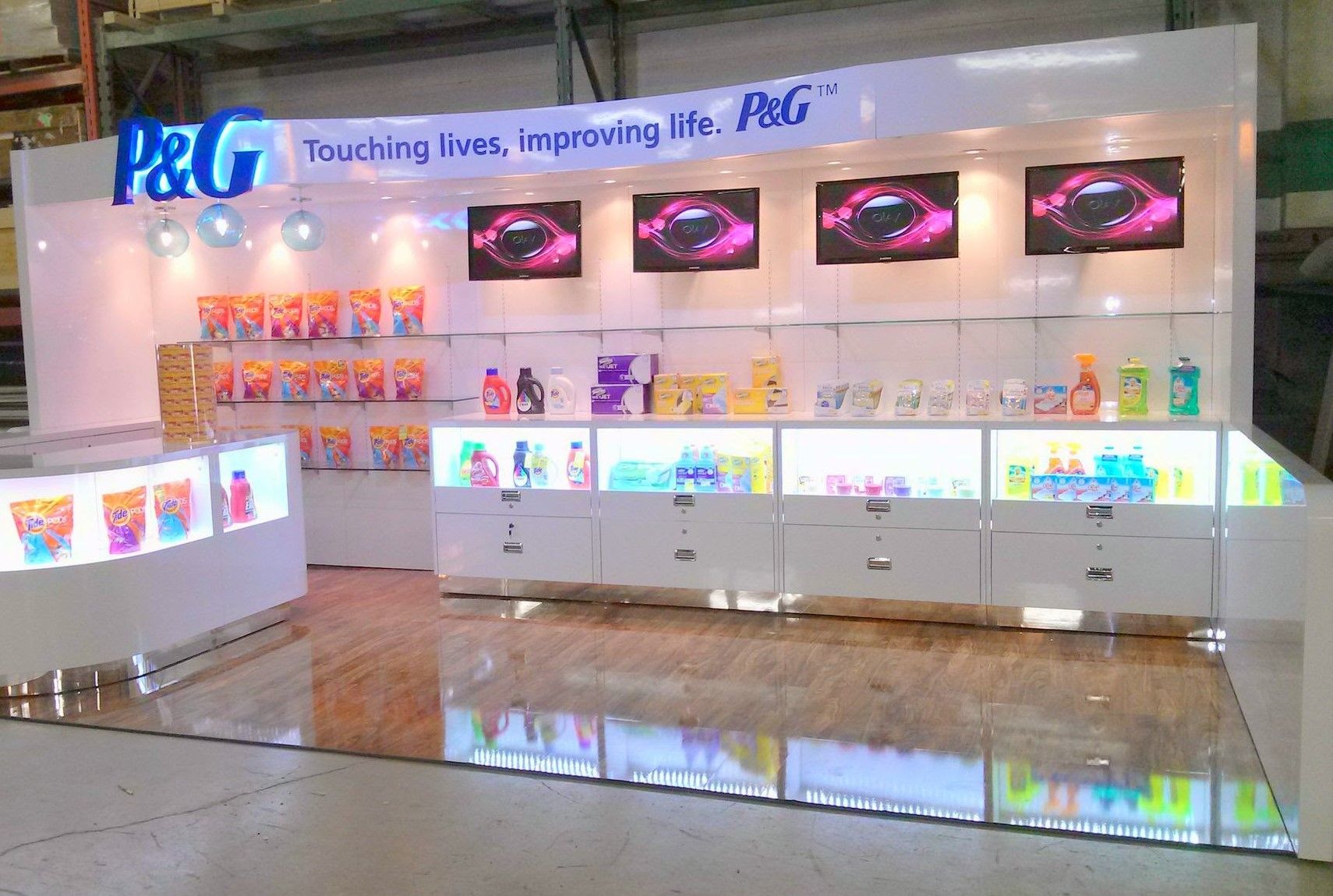 P&G | Displays & Exhibits