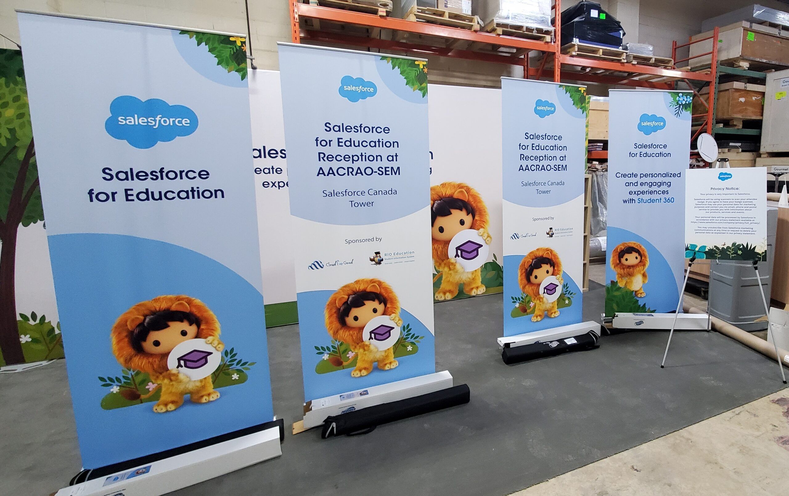 Salesforce | Displays & Exhibits